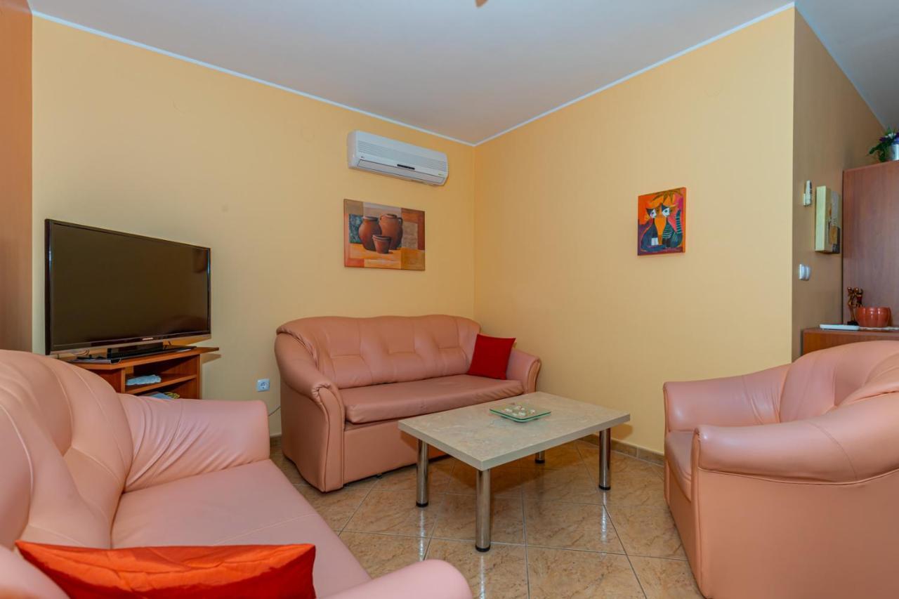 Apartman Rima Драмаль Екстер'єр фото